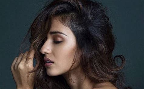 disha patni nude pics|Disha Patani goes topless for Dabboo Ratnani calendar. There’s。